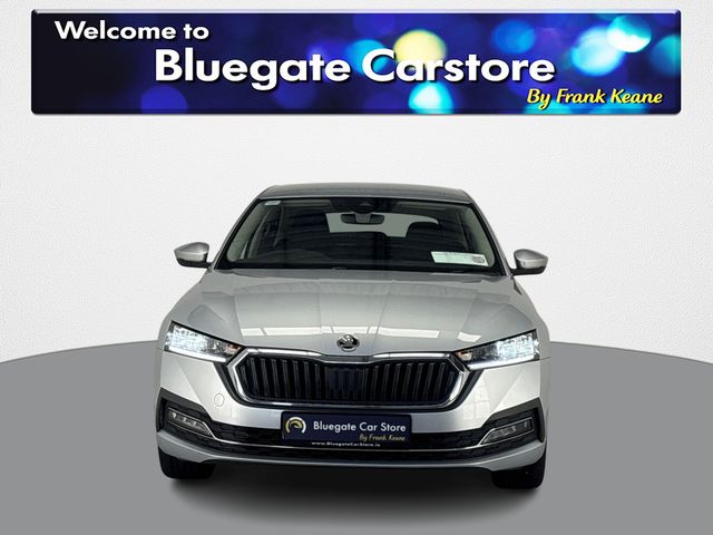 Image for 2022 Skoda Octavia STYLE 2.0 TDI **FULL BLACK CLOTH INTERIOR**REVERSE CAMERA**PARKING SENSORS**FULL DIGITAL DASH**TOUCHSCREEN INFOTAINMENT SCREEN**APPLE CARPLAY**ANDROID AUTO**START/STOP**KEYLESS IGNITION**LANE ASSIST**