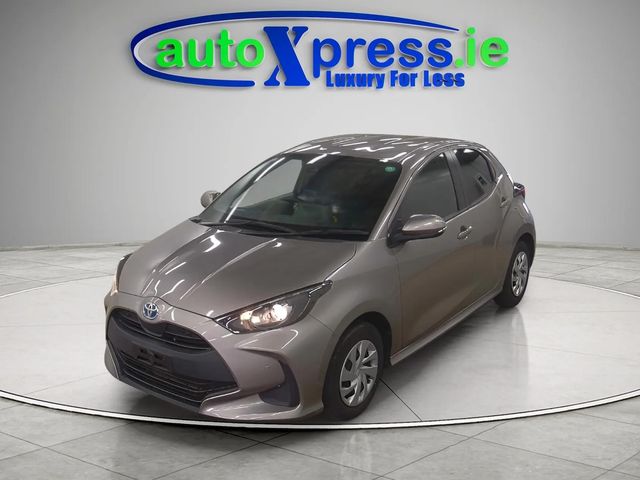 Image for 2021 Toyota Yaris 1.5 HYBRID X Automatic, Reversing camera