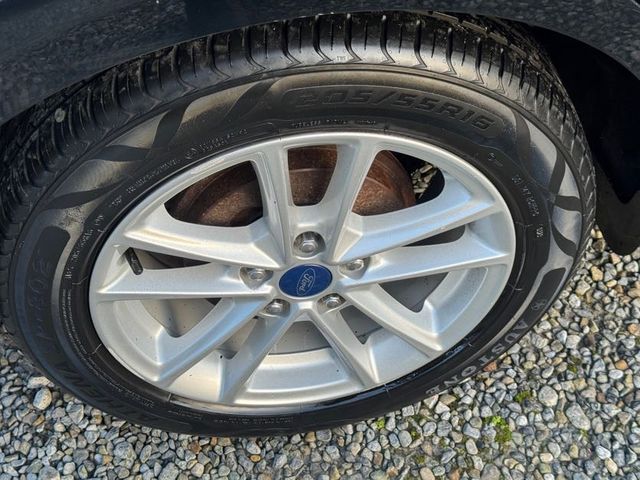 Image for 2017 Ford Focus Style 1.5TD 95PS 6SPD 4DR