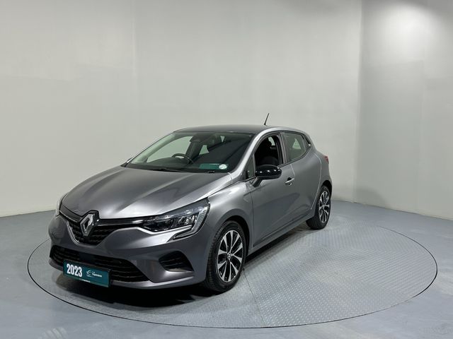 Image for 2023 Renault Clio Equilibre 1.0 Petrol 231