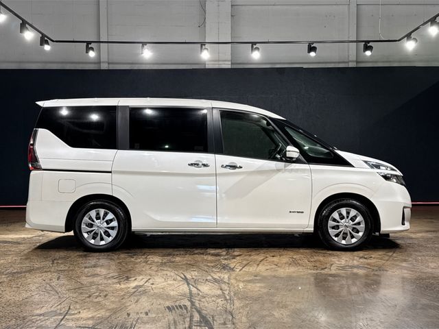 Image for 2019 Nissan Serena 2.0 HYBRID - REVERSE CAMERA - CRUISE CONTROL - ELECTRIC SLIDING DOOR - HEATING / AC CONTROLS