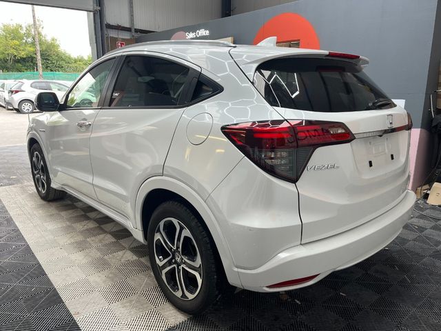 Image for 2018 Honda Vezel 2018 HONDA VEZEL AUTOMATIC / 1.5 / CRUISE CONTROL / PARKING CAMERA/ ELETRIC SEATS AND MORE