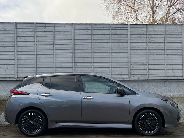 Image for 2024 Nissan Leaf N-CONNECTA / APPLE & ANDROID AUTO / 95.2% BATTERY SOH / NAV / RADAR CRUISE / PARK SENSORS / BALANCE OF 8 YEAR NISSAN BATTERY WARRANTY / *FINANCE PACKAGES AVAILABLE*