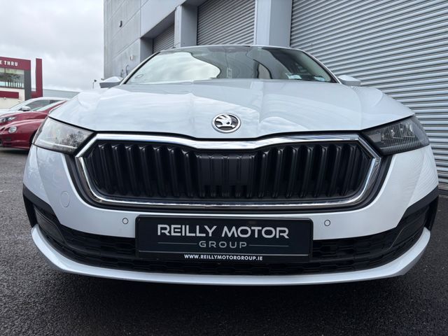 Image for 2021 Skoda Octavia 1.0 PETROL HYB SE TECH AUTO ESTATE **GREAT FAMILY CAR**
