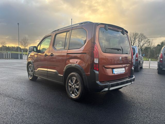 Image for 2022 Peugeot Rifter Wheelchair Accessible 