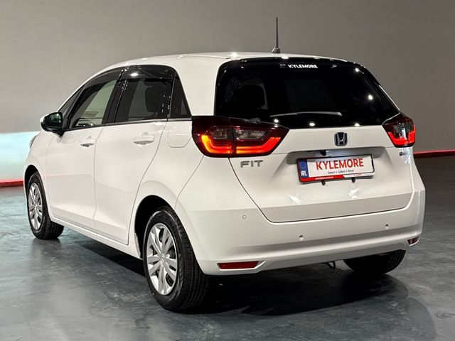 Image for 2021 Honda Fit 1.5 HYBRID - AUTOMATIC - REVERSE CAMERA - STEERING WHEEL CONTROLS - CRUISE CONTROL - LANE KEEP ASSIST