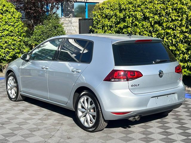 Image for 2016 Volkswagen Golf HIGHLINE 1.4 TSI // VERY LOW MILEAGE // REVERSE CAMERA // DUAL ZONE CLIMATE CONTROL