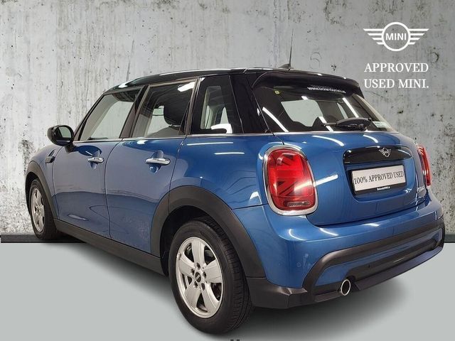 Image for 2023 Mini Cooper 5-Door Cooper Classic