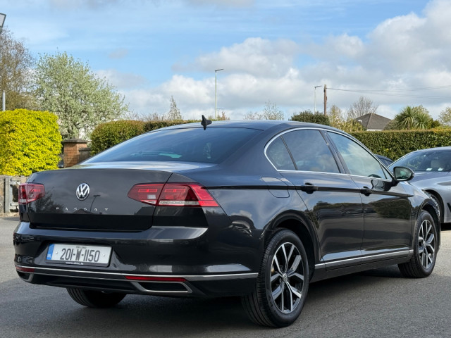 Image for 2020 Volkswagen Passat ELEGANCE 1.5TSI 150BHP *LOW KMS & HUGE SPEC*