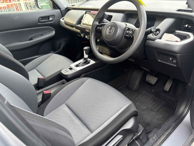 Image for 2023 Honda Fit 1.5 HYBRID AUTOMATIC - PUSH BUTTON START/STOP - HONDA SENSING - REAR CAMERA/PARKING RADAR