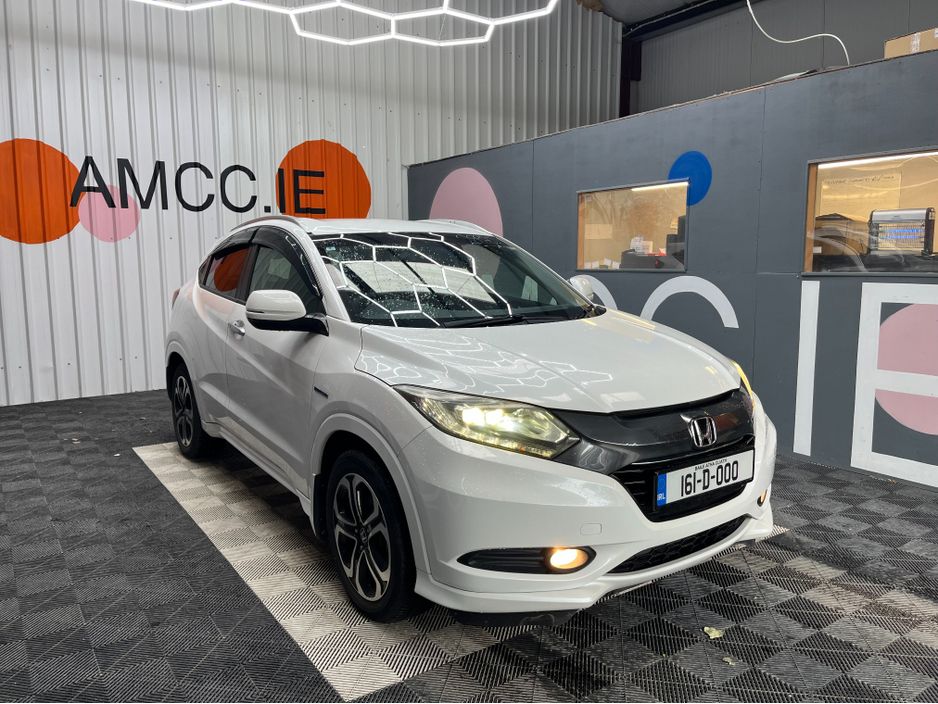Image for 2016 Honda Vezel 2016 HONDA VEZEL HYBRID Z 1.5 AUTOMATIC / CRUISE CONTROL / REVERSE CAMERA / HEATED SEATS / PADDLE SHIFTERS AND MORE