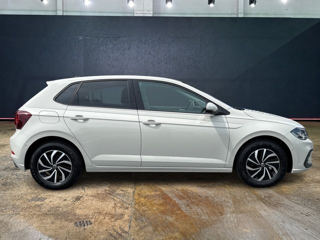 Image for 2025 Volkswagen Polo 1.0 AUTOMATIC - FACTORY ALLOYS - PUSH BUTTON START/STOP - CRUISE CONTROL - DIGITAL DASH - REAR CAMERA