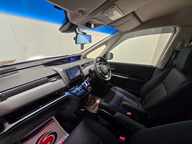 Image for 2016 Honda Freed 7 SEATER 1.5 HYBRID Auto, Reversing camera