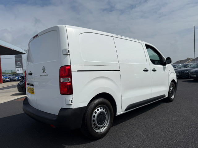 Image for 2017 Peugeot Expert BLUE HDI PROFESSIONAL STANDARD