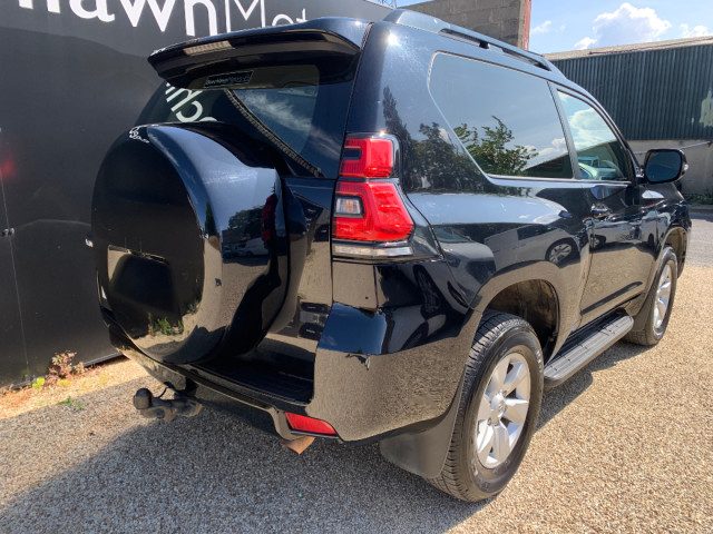 Image for 2022 Toyota Landcruiser 2.8 SWB 2 SEATER COMMERCIAL // PRICE EXCL. VAT // GREAT CONDITION // FULL SERVICE HISTORY // ONE OWNER // 07/27 CVRT // 