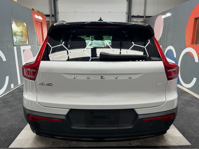 Image for 2022 Volvo XC40 €27950 2022 VOLVO XC40 TWIN MOTOR AUTOMATIC / CRUISE CONTROL / 360° CAMERA / ELECTRIC MEMORY & HEATED SEATS / PANORAMIC SUNROOF / HEATED STEERING WHEEL / APPLE CARPLAY AND MORE