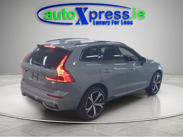 Image for 2023 Volvo XC60 RECHARGE ULTIMATE, Panoramic Sunroof, Reversing camera