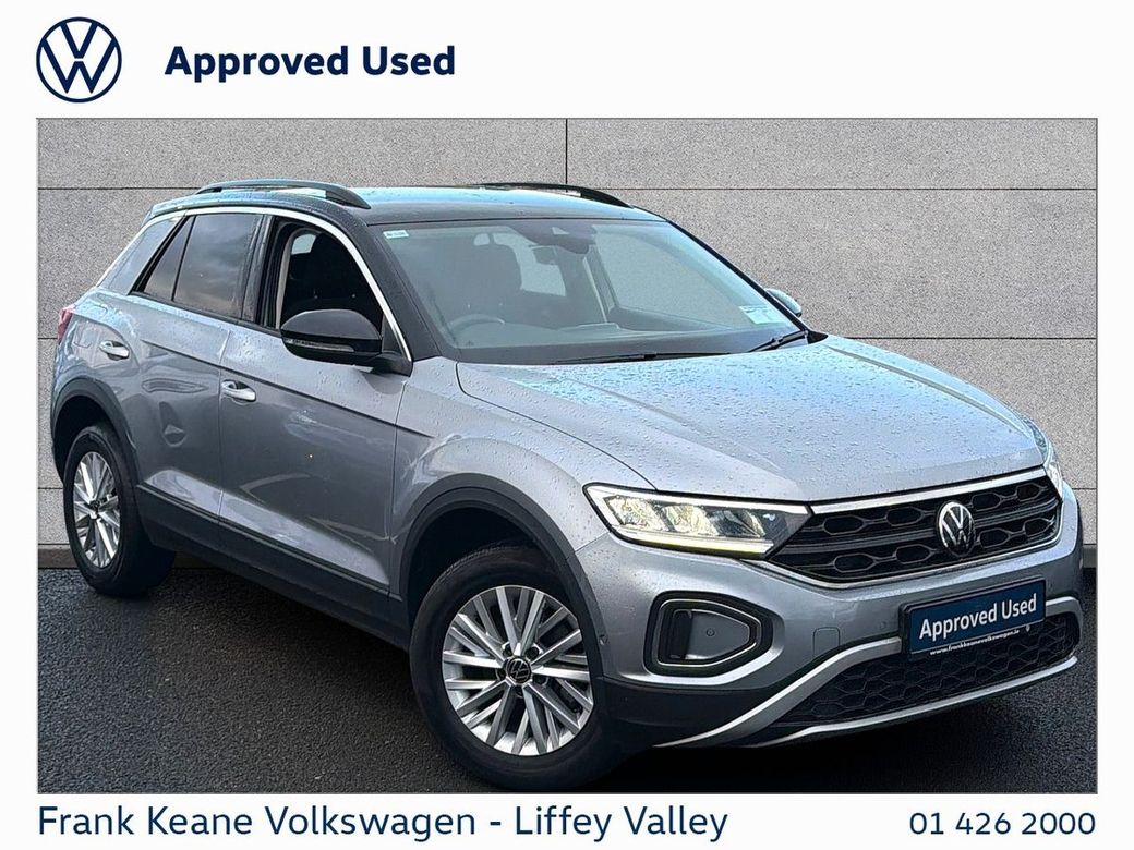 Image for 2023 Volkswagen T-Roc LIFE 1.0 TSI 110HP *SILVER WITH BLACK ROOF* *REAR VIEW CAMEA* *CARPLAY & ANDROID AUTO* *PCP AVAILABLE* *FRONT & REAR SENSORS*