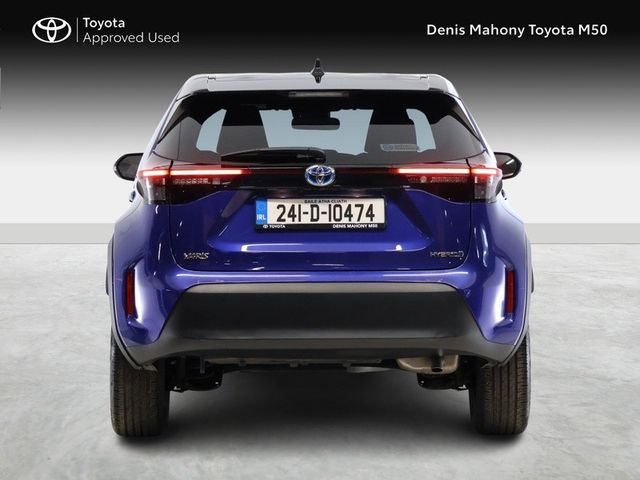 Image for 2024 Toyota Yaris Cross Luna Sport Hybrid
