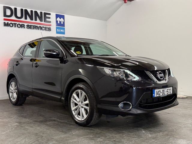 Image for 2014 Nissan Qashqai **TOUCHSCREEN RADIO **2 KEYS **DUAL DIGITAL CLIMATE CONTROL **REVERSING CAMERA **AMBIANT INTERIOR LIGHTING **17'' BRUSHED SILVER WHEELS **MULTI FUNCTION STEERING WHEEL **CRUISE CONTROL **AUTO START