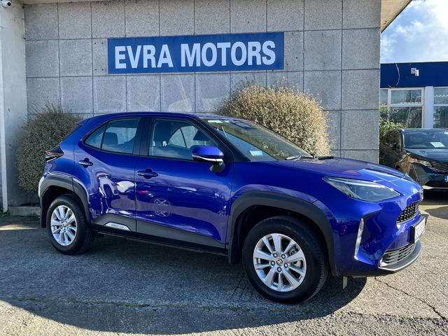 Image for 2024 Toyota Yaris LUNA AUTOMATIC HYBRID 1.5 PETROL //VERY LOW MILES//ADAPTIVE CRUISE CONTROL//KEYLESS ENTRY//REVERSE CAMERA// 