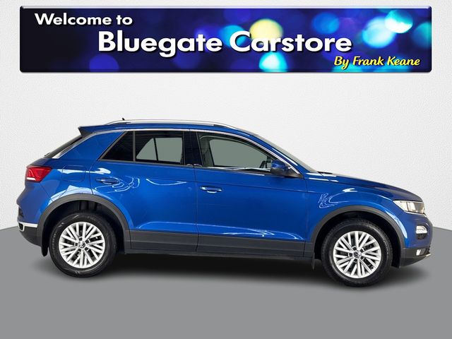 Image for 2022 Volkswagen T-Roc DESIGN 1.0 TSI MANUAL **FULL BLACK AND GREY LEATHER INTERIOR**FRONT HEATED SEATS**ANDROID AUTO**APPLE CARPLAY**ELECTRONIC HANDBRAKE**AUTOHOLD**SEMI DIGITAL DASH**DUAL CLIMATE CONTROL**