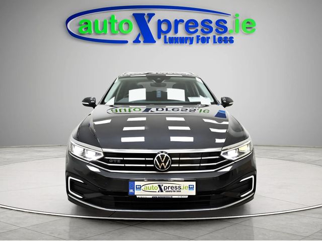 Image for 2020 Volkswagen Passat 1.4 TSI GTE Advance Estate Automatic