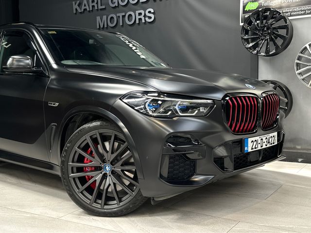 Image for 2022 BMW X5 45E M SPORT BLACK VERMILION EDITION