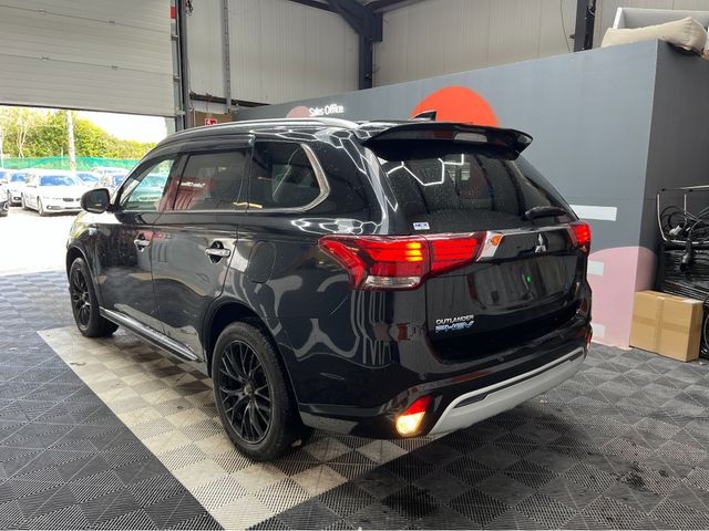 Image for 2019 Mitsubishi Outlander €20950 2019 MITSUBISHI OUTLANDER PHEV G 2.4 AUTOMATIC / CRUISE CONTROL / 360° CAMERA / ELECTRIC MEMORY & HEATED SEATS / PADDLE SHIFTERS / HEATED STEERING WHEEL / 7 SEATS OPTION AND MORE