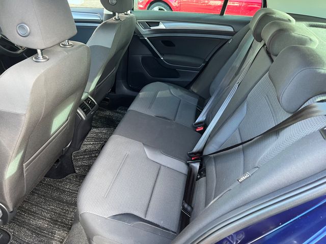 Image for 2018 Volkswagen Golf DBA Aucjz Auto