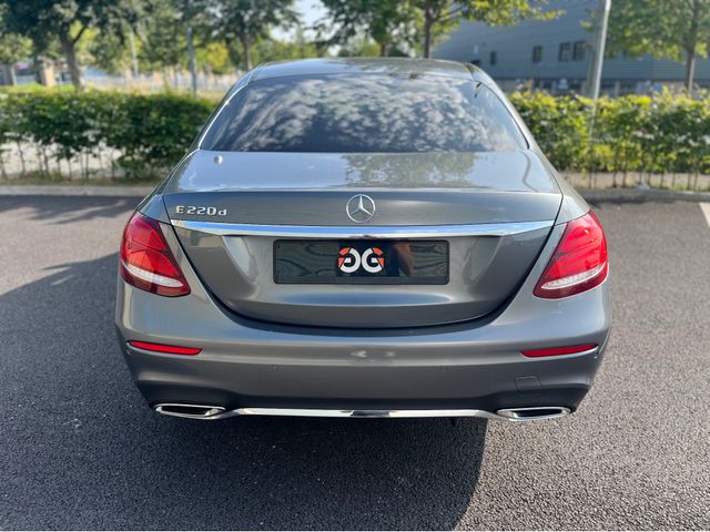 Image for 2017 Mercedes-Benz E Class E220D AMG LINE AUTO