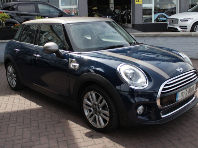 Image for 2017 Mini Cooper D 7 5DR HATCHBACK AUTOMATIC // WITH ONLY 84, 000 KM'S // STUNNING CAR // BUY WITH CONFIDENCE AA AND SIMI APPROVED DEALER 2026 // FINANCE ARRANGED // ALL TRADE INS WELCOME //