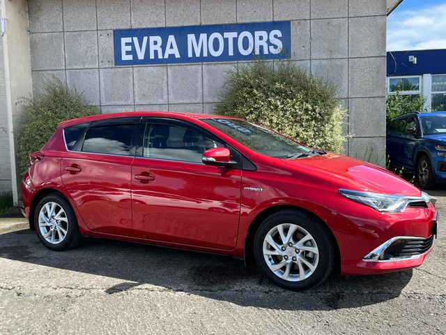 Image for 2016 Toyota Auris AUTOMATIC HYBRID 1.8 PETROL //LOW MILES//HALF LEATHER SEATS//KEYLESS ENTRY//
