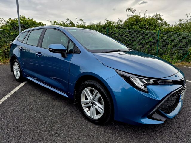 Image for 2022 Toyota Corolla 1.8 Hybrid Luna