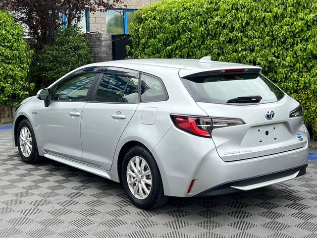 Image for 2020 Toyota Corolla TOURING 1.8 HYBRID // NEW 2 YEAR NCT // 15" ALLOYS // DUAL ZONE CLIMATE CONTROL