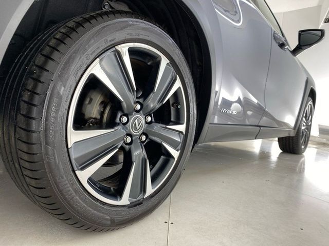 Image for 2021 Lexus UX 250H Dynamic