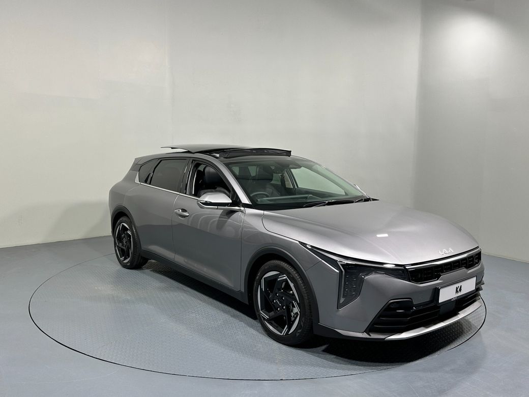 Image for 2026 Kia K4 GT LINE