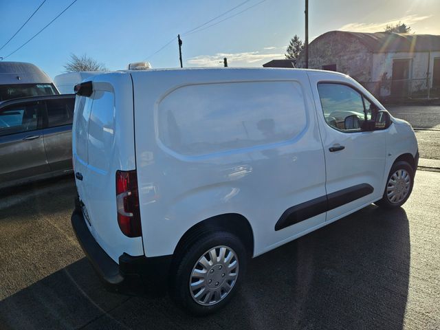 Image for 2020 Peugeot Partner Prof Plus 1.6hdi 100 1000KG 2D