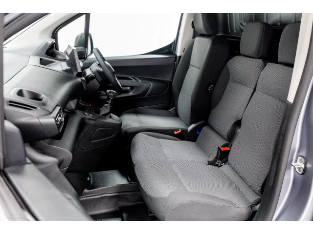 Image for 2026 Peugeot Partner **€3, 000 OFF** Pro Plus 1.5 Diesel 100HP 650Kg L1 - €28, 600 inc vat