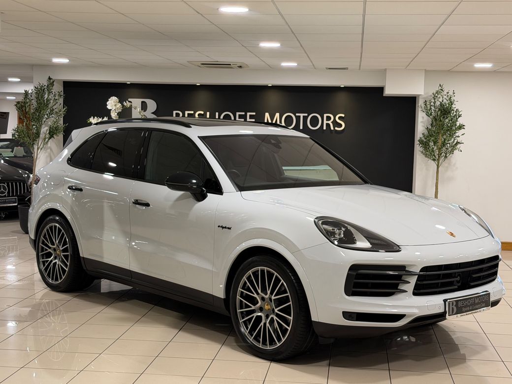 Image for 2022 Porsche Cayenne E-HYBRID=HUGE SPEC//1 OWNER//222 REG=FULL SERVICE HISTORY=TAILORED FINANCE PACKAGES AVAILABLE=TRADE IN'S WELCOME