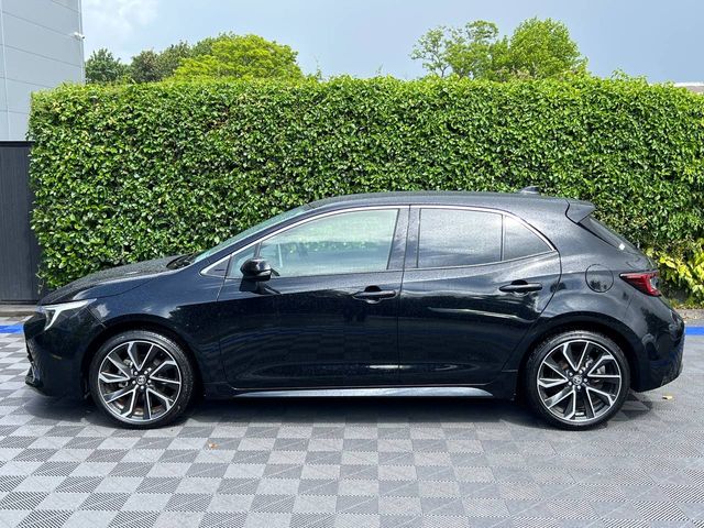 Image for 2025 Toyota Corolla GZ SPORT 1.8 HYBRID AUTO // VERY LOW MILEAGE // REVERSE CAMERA // DIAMOND CUT ALLOYS