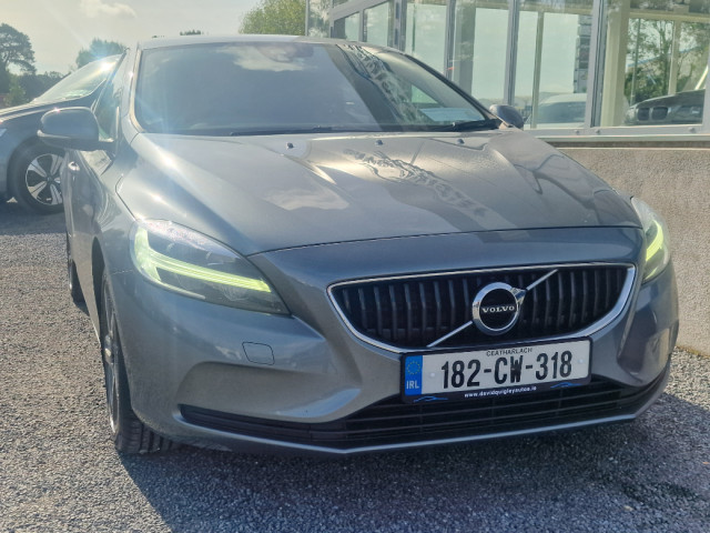Image for 2018 Volvo V40 D2 MOM ED 5DR