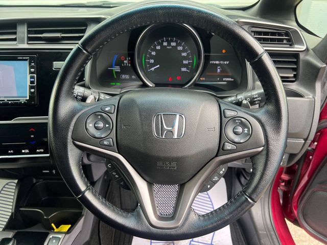 Image for 2018 Honda Fit F-PACKAGE 1.5 HYBRID AUTO // NEW 2 YEAR NCT // DIAMOND CUT ALLOYS // REVERSE CAMERA 
