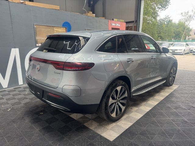 Image for 2020 Mercedes-Benz EQC 2020 MERCEDES-BENZ EQC400 EDITION 1886 AUTOMATIC/ CRUISE CONTROL / 360 CAMERA / ELECTRIC MEMORY & HEATED SEATS / PADDLE SHIFTERS / AMBIENT LIGHTS / APPLE CARPLAY AND MORE