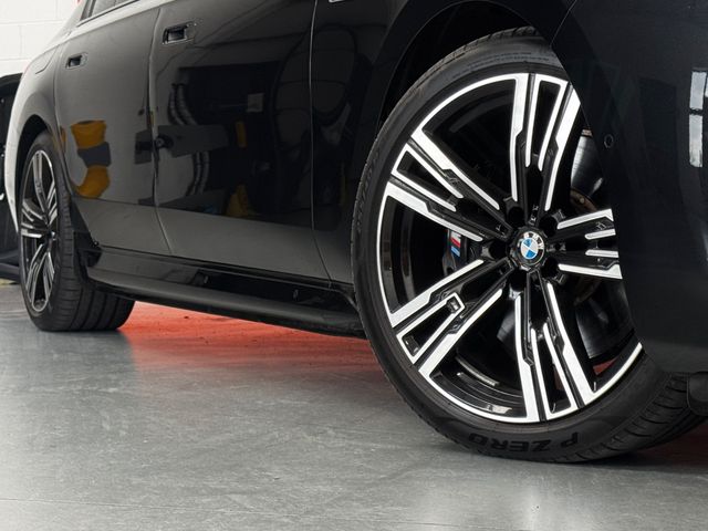 Image for 2025 BMW 7 Series M760E XDRIVE
