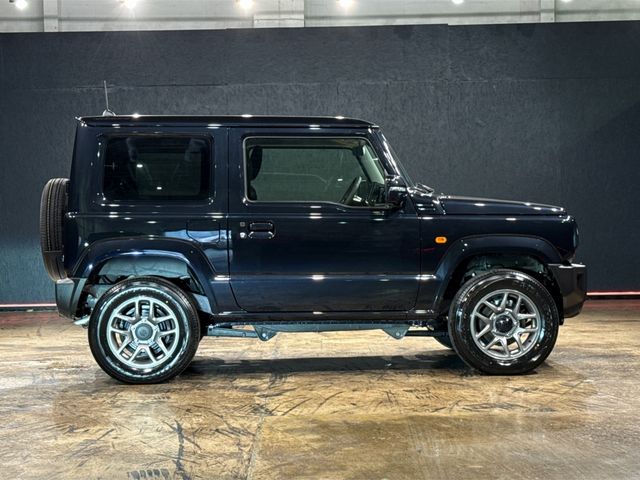 Image for 2025 Suzuki Jimny EXTREMELY LOW MILEAGE - AUTOMATIC 4WD 660CC - CRUISE CONTROL - BLUETOOTH RADIO