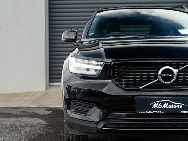 Image for 2022 Volvo XC40 RECHARGE T4 R-DESIGN