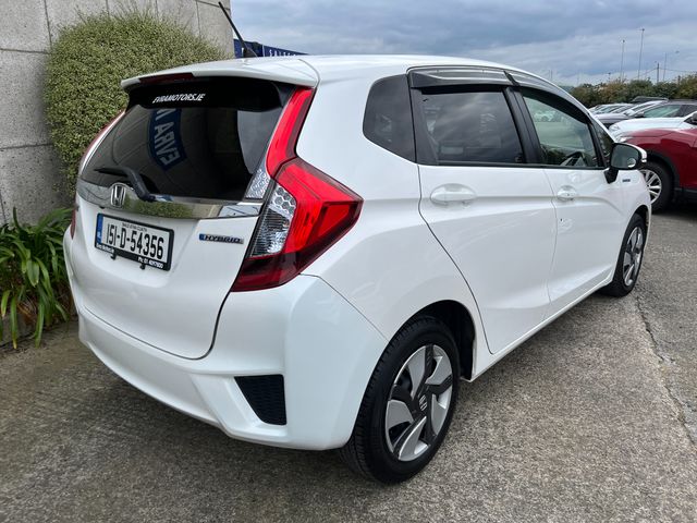 Image for 2015 Honda Fit AUTOMATIC HYBRID 1.5 L PETROL 