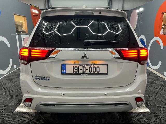 Image for 2019 Mitsubishi Outlander €18950! 2019 MITSUBISHI OUTLANDER PHEV G 2.4 AUTOMATIC / CRUISE CONTROL / 360° PARKING CAMERA / PADDLE SHIFTER / ELECTRIC HEATED SEATS / HEATED STEERING WHEEL