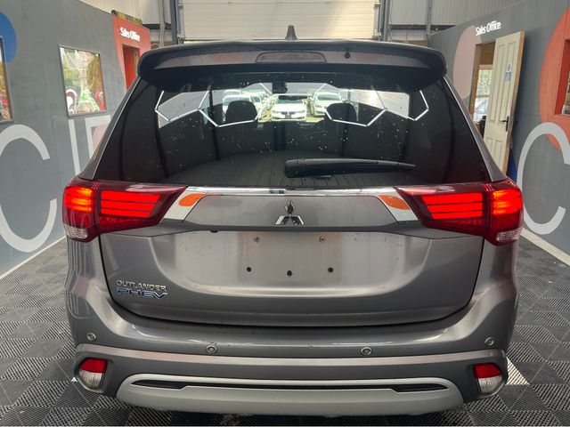 Image for 2018 Mitsubishi Outlander ONLY €19950! 2018 OUTLANDER 2.4 HYBRID / 110k KMs / HEATED SEATS & WHEEL , REVERSE CAMERA , ADAPTIVE CRUISE & MORE